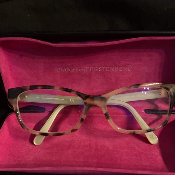 Diane von Furstenberg Rx glasses DVF5056‎ main image 5